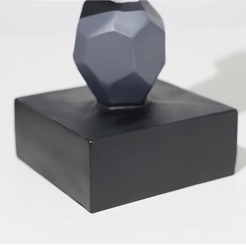 Luxury Ornaments Modern Bedroom Ornament Interior Aesthetic Living Room Figurines Elegant Desk Accessories Home Decorations - Image 5